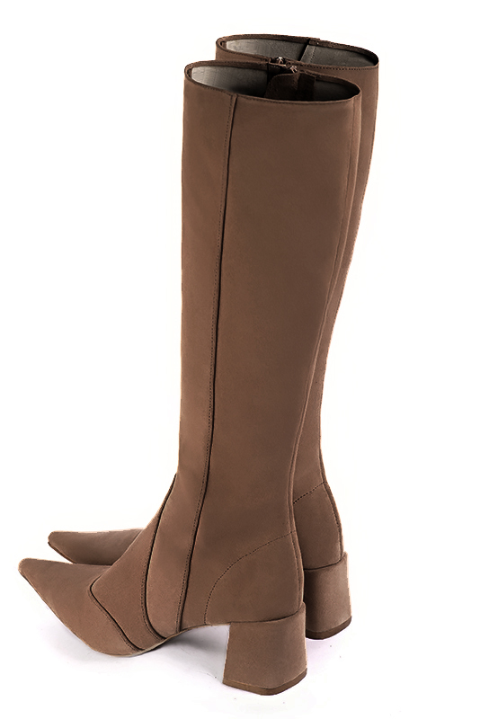 Chocolate brown women's feminine knee-high boots. Pointed toe. Medium block heels. Made to measure. Rear view - Florence KOOIJMAN